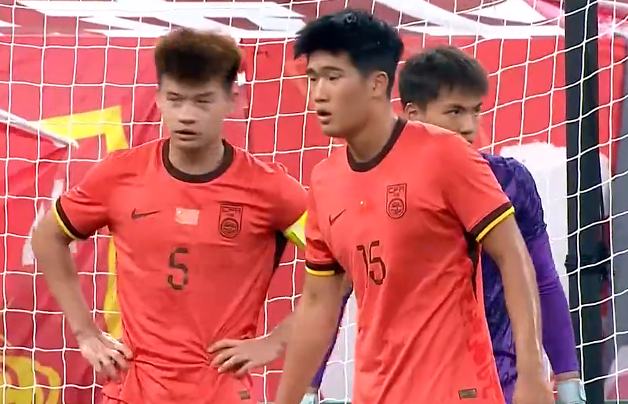 开云体育-一场0-0，送中国男足出线！外国球迷怒斥：踢假球 亚足联调查重罚